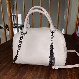 STEVE MADDEN Grey Handbag with Chain Detail